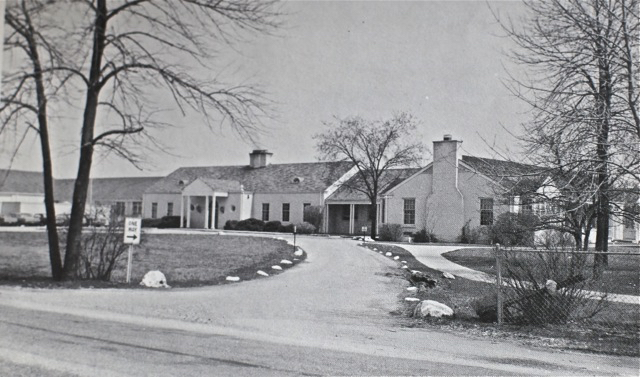 An image of the structure from 1966, showing the original central two-room school at the centre of the structure. (Image from Daily North Shore)