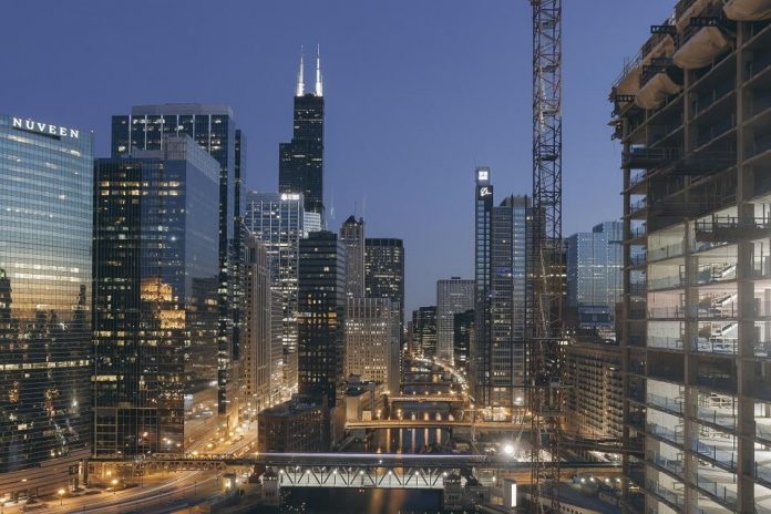 chicago construction skyline